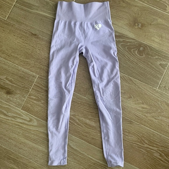 Light Purple Women’s Best Leggings - Picture 1 of 4